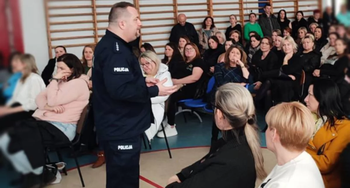 Na zdjęciu: Uczestnicy spotkania, fot. Facebook/KPP Radomsko