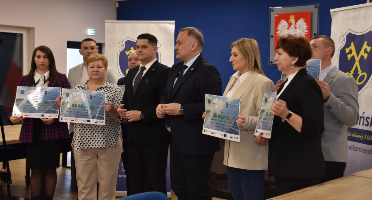 Na zdjęciu: To duże pieniądze na poprawę jakości powietrza, fot. Facebook/Jarosław Bąkowicz