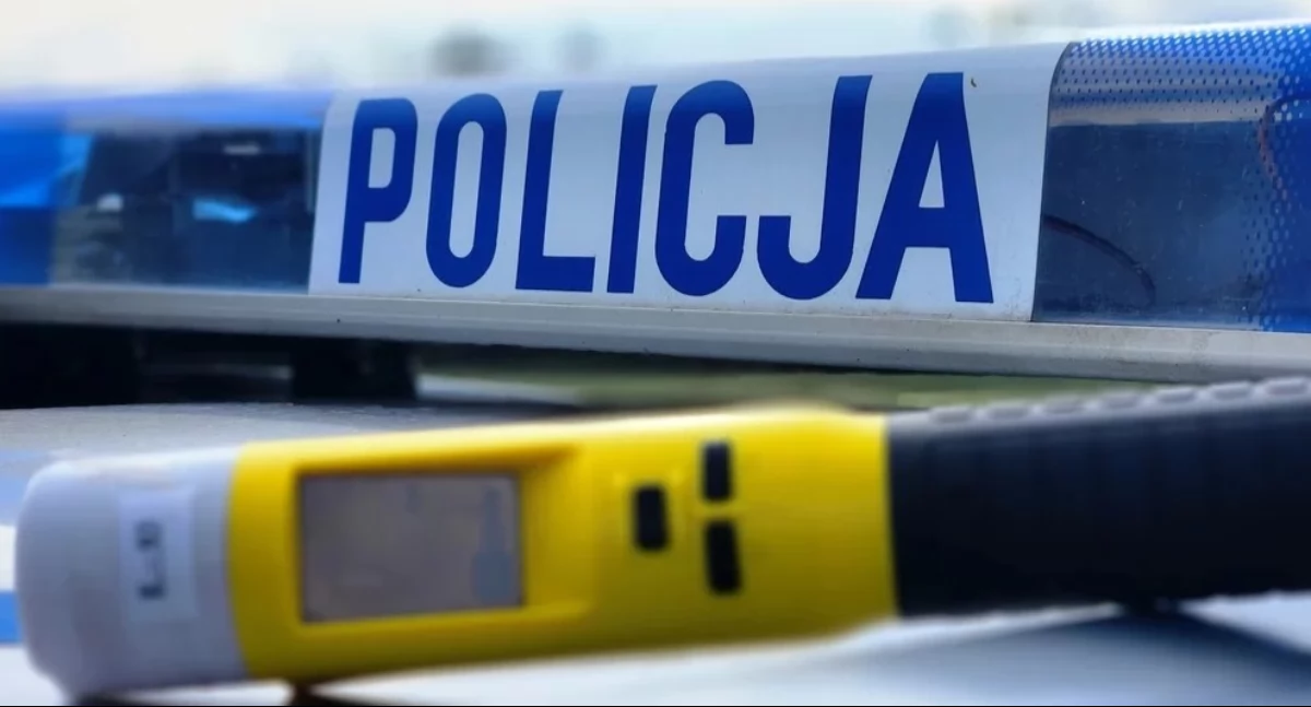 Na zdjęciu: Ten rowerzysta jechał od lewej do prawej, fot. KPP Radomsko