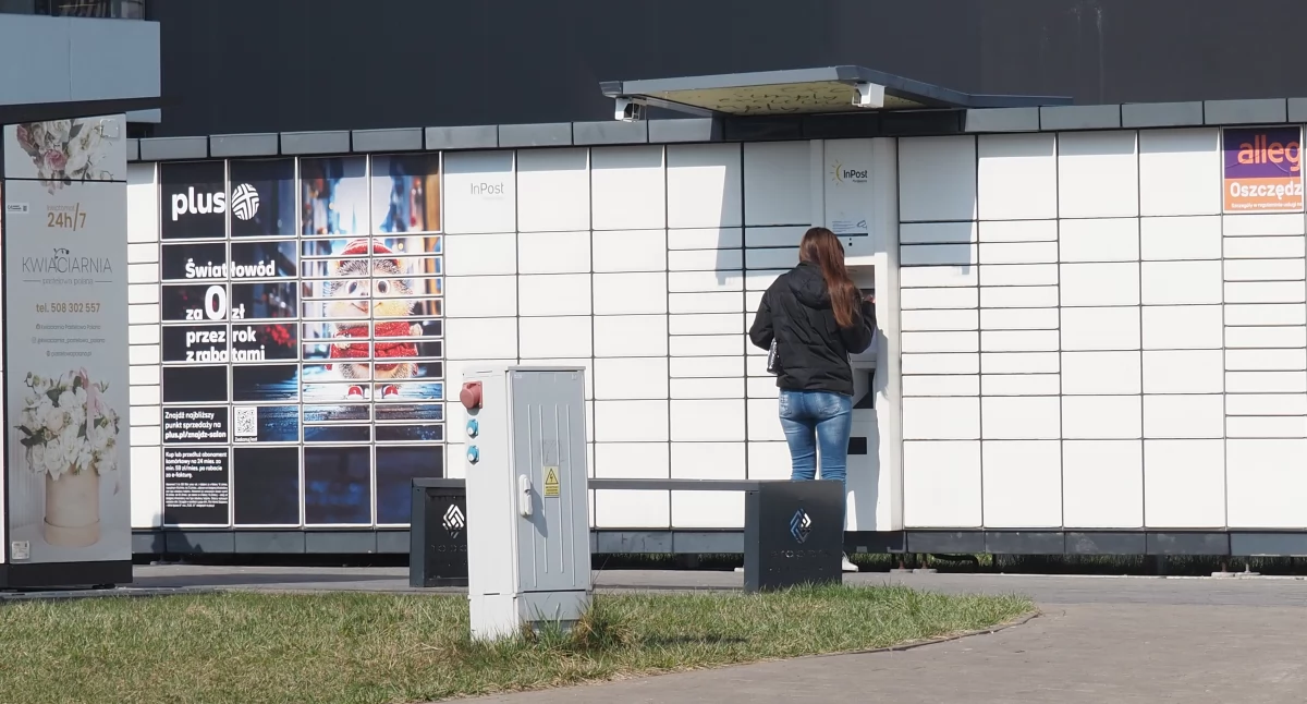 Na zdjęciu: - Ludzie zamawiają dosłownie wszystko - mówią kurierzy