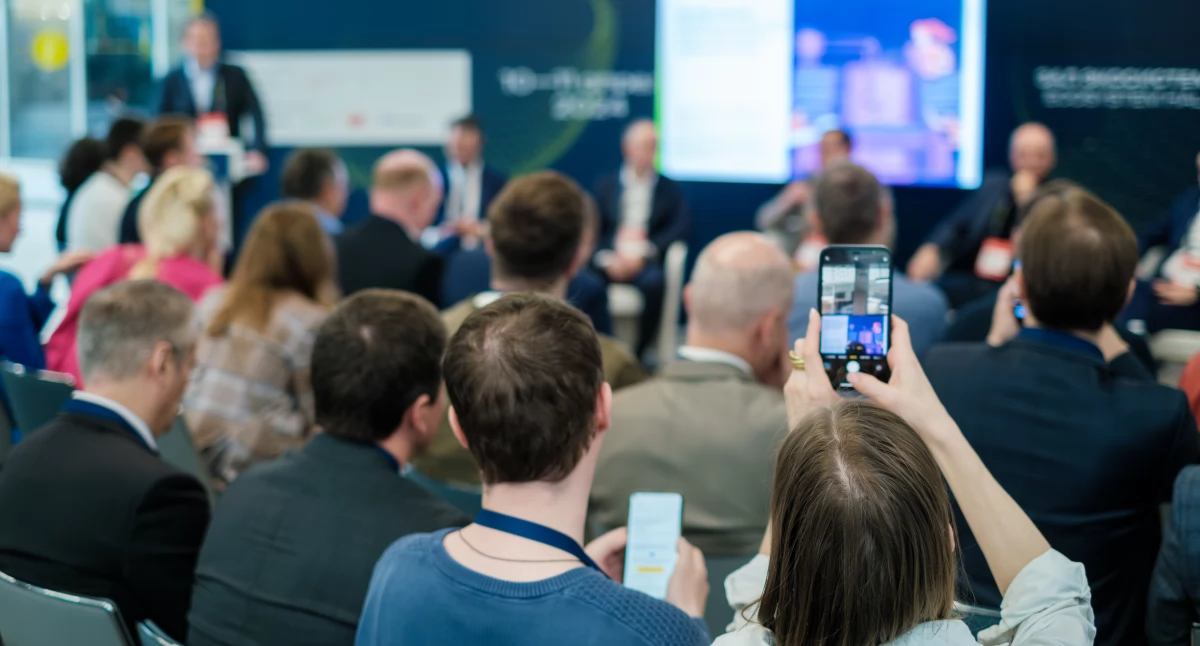 Inwestycje, Zalety organizacji konferencji morzem Gdańsku - zdjęcie, fotografia