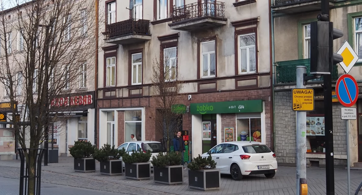 Na zdjęciu; Do pożaru wysłano trzy jednostki