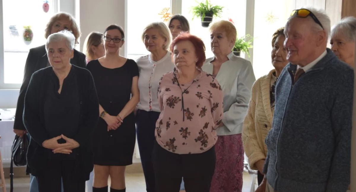 Na zdjęciu: Seniorzy spotkali się z prezydentem i dyrekcją MOPS-u, fot. Facebook/UM