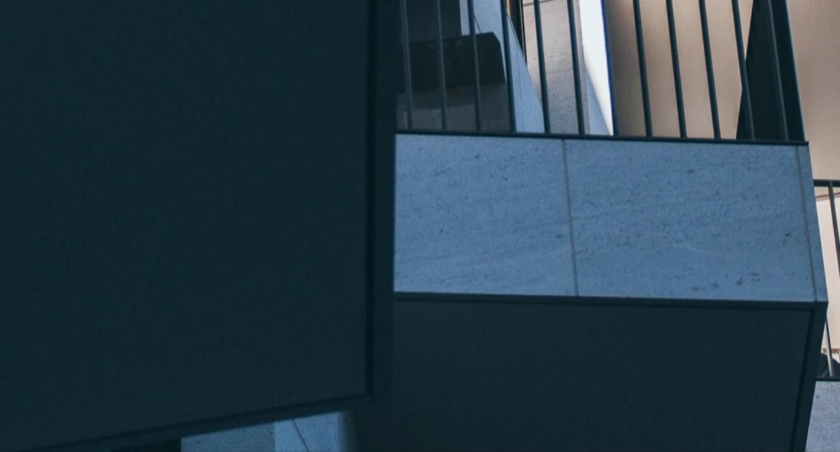 Na zdjęciu: Balkon w bloku, fot. Pixabay/Ilustracyjne