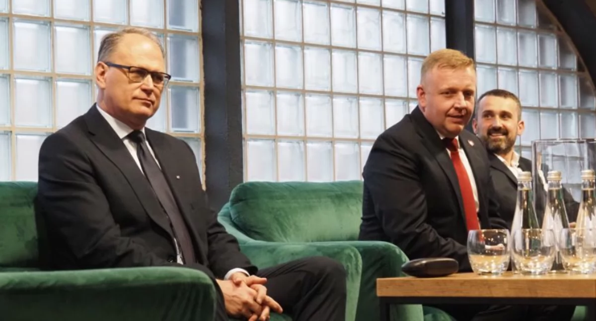 Na zdjęciu: Od lewej Jarosław Ferenc i Łukasz Więcek podczas debaty zorganizowanej przez GR, kwiecień 2024