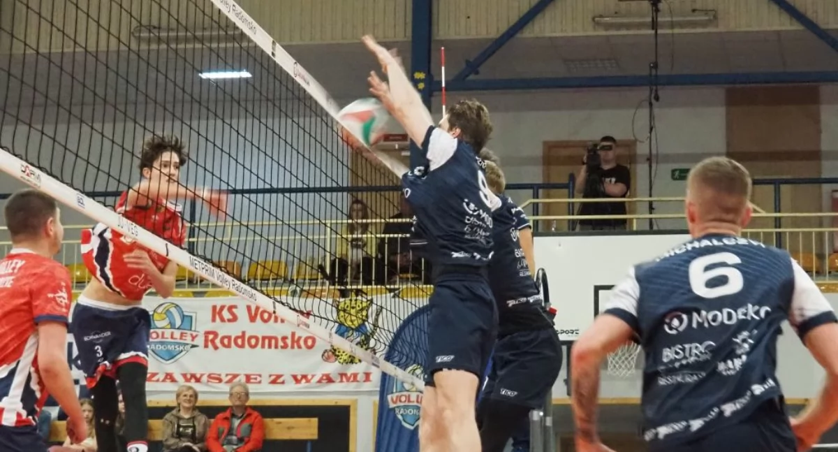 Na zdjęciu mecz KS Volley Podegrodzie - SPS Modeko Brzeg Dolny