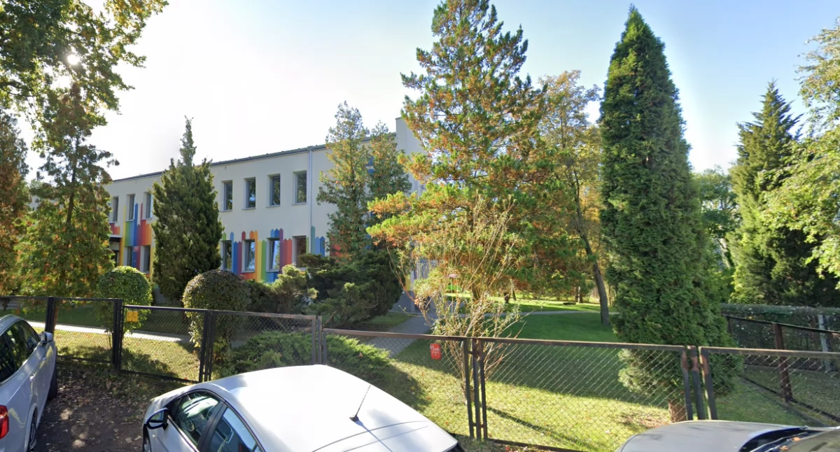 Na zdjęciu: Strażacy zostali wezwani do przedszkola przy Sokolej, fot. Mapy Google