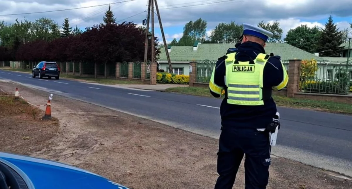 Na zdjęciu: Wciąż lubimy jeździć za szybko, fot. KPP Radomsko