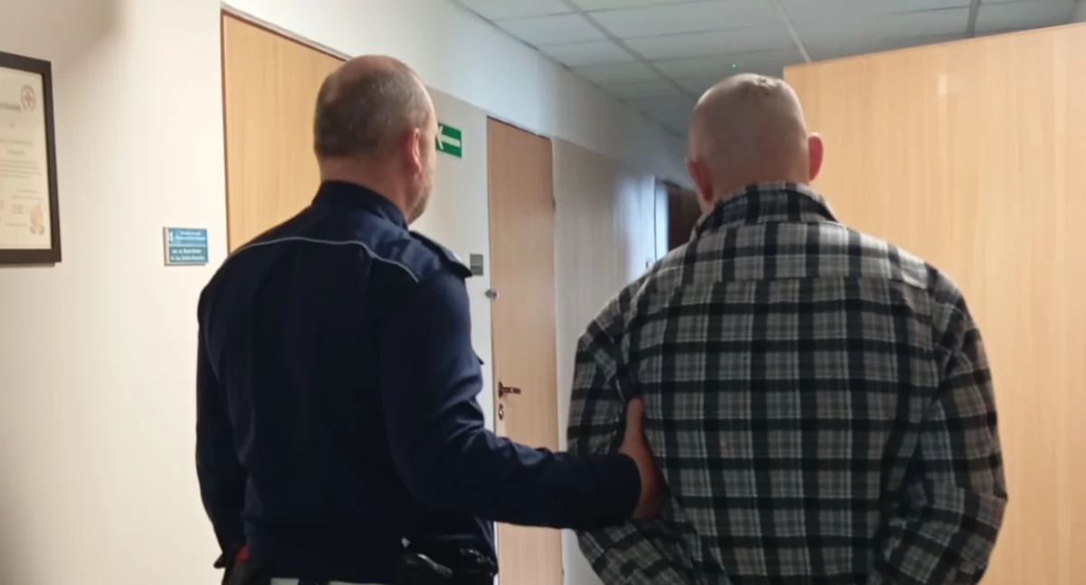 Na zdjęciu: Zatrzymany 28-latek niewiele pamięta, fot. KPP Radomsko