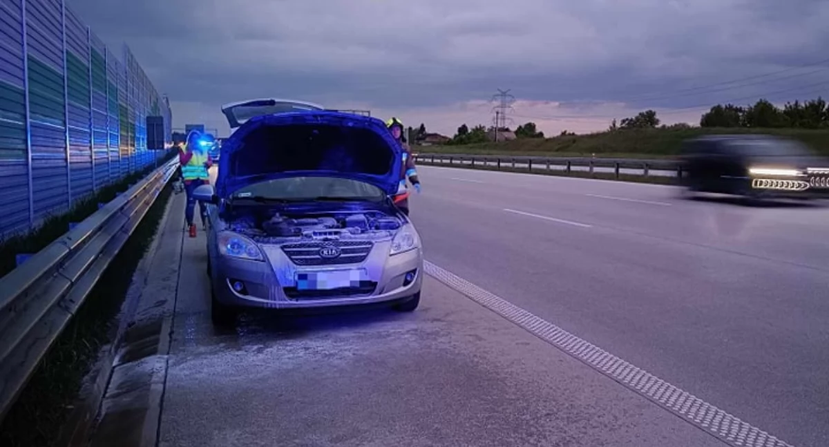 Na zdjęciu: Silnik wszedł na najwyższe obroty, fot. Facebook/KRSG Kamieńsk