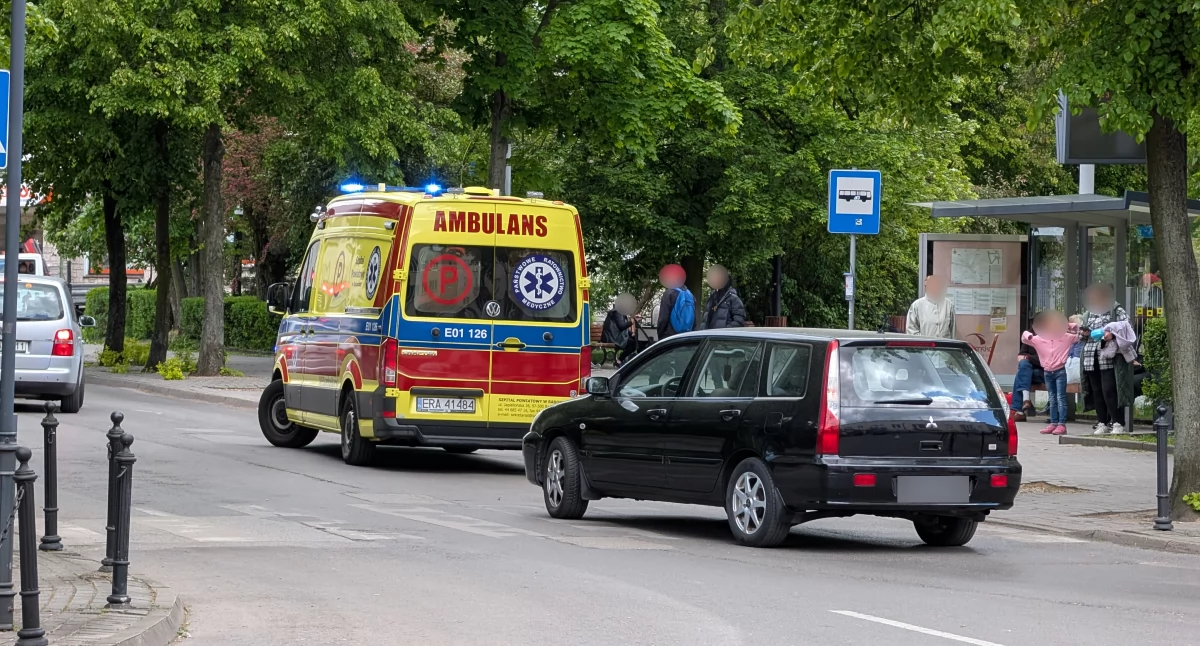 Na zdjęciu: Do potrącenia doszło między parkami na placu 3 Maja