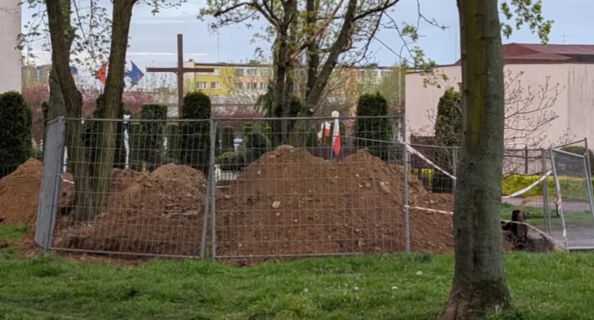Na zdjęciu: Naprawa awarii wciąż się przeciąga, ale PGK zapewnia, że to już ostatnia prosta