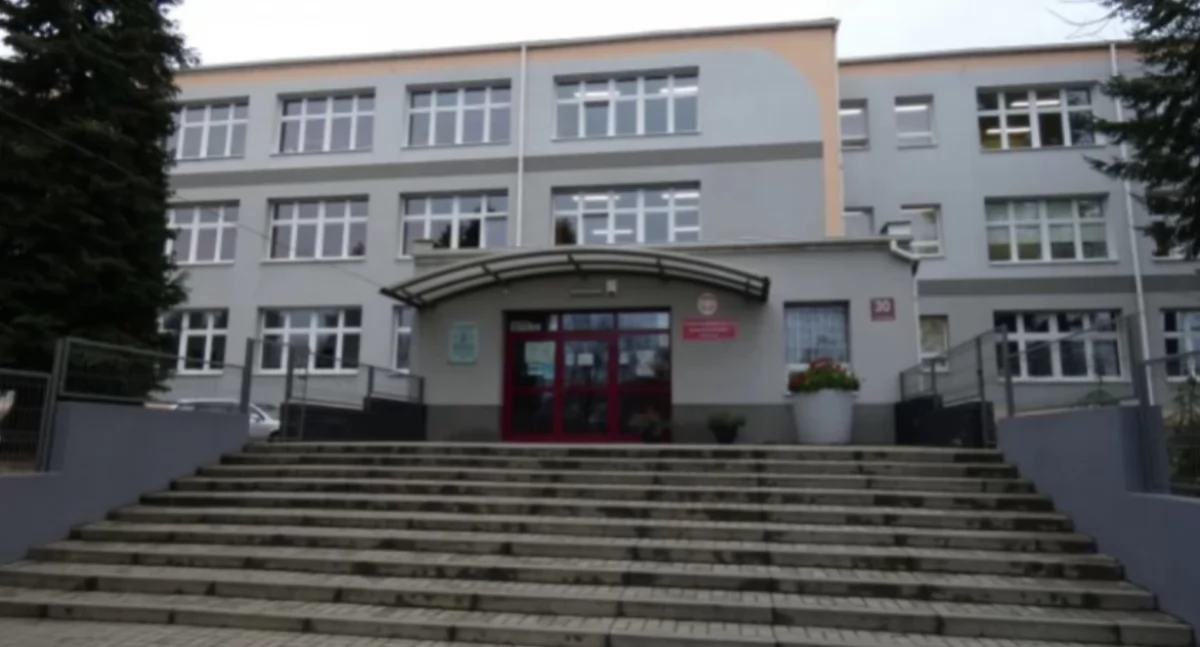 Na zdjęciu: Są pieniądze na budowę boiska przy I LO