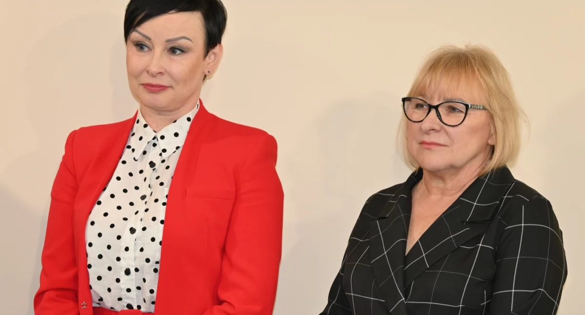 Na zdjęciu: Monika Klekowska i Małgorzata Kołodziejska, fot. Facebook/Powiat Radomszczański