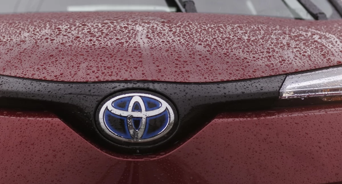 Na zdjęciu: Toyota wpadła do rowu, fot. Pixabay/Ilustracyjne