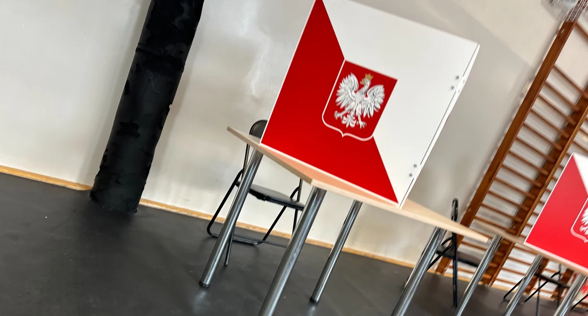 Na zdjęciu: lokal wyborczy w Radomsku podczas I tury wyborów na Prezydenta RP