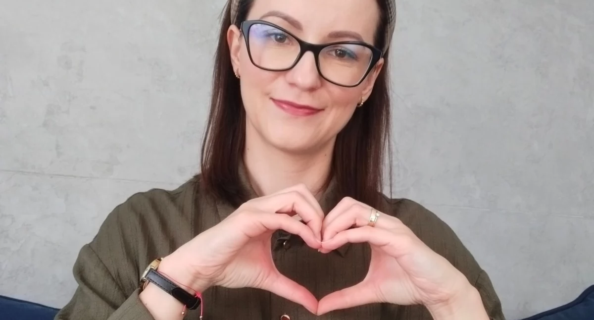 Na zdjęciu: Dzisiaj pani Sylwia dziękuje za pomoc i wsparcie, fot. Facebook/Sylwia Stobiecka