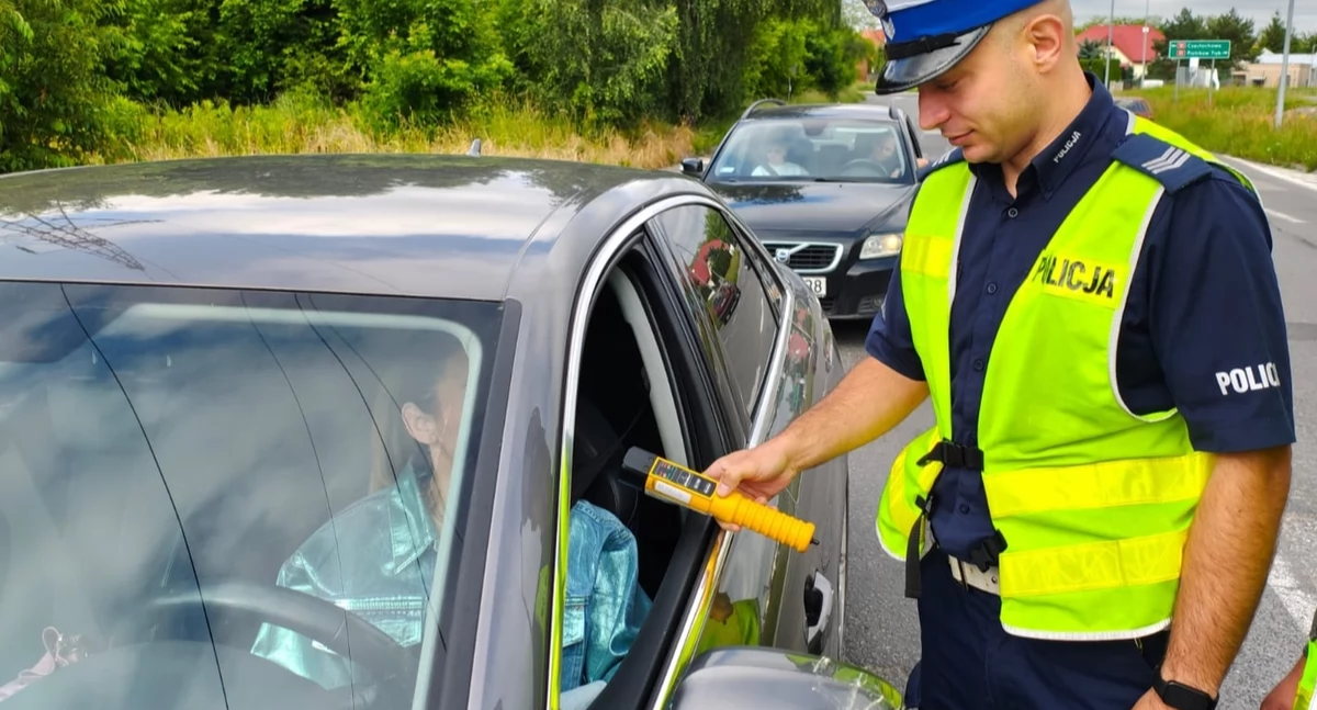 Na zdjęciu: W 3 godziny zbadano kilkuset kierowców, fot. KPP Radomsko