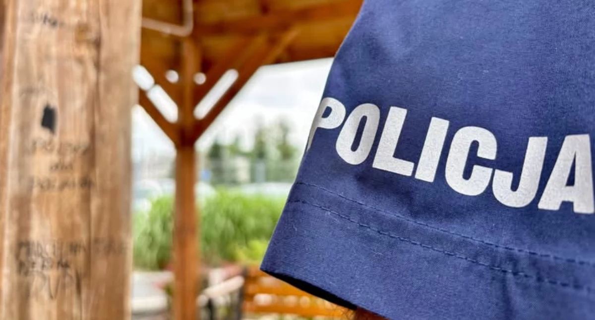 Na zdjęciu: Policjanci zatrzymali nastolatka w centrum, fot. Facebook/KPP Radomsko