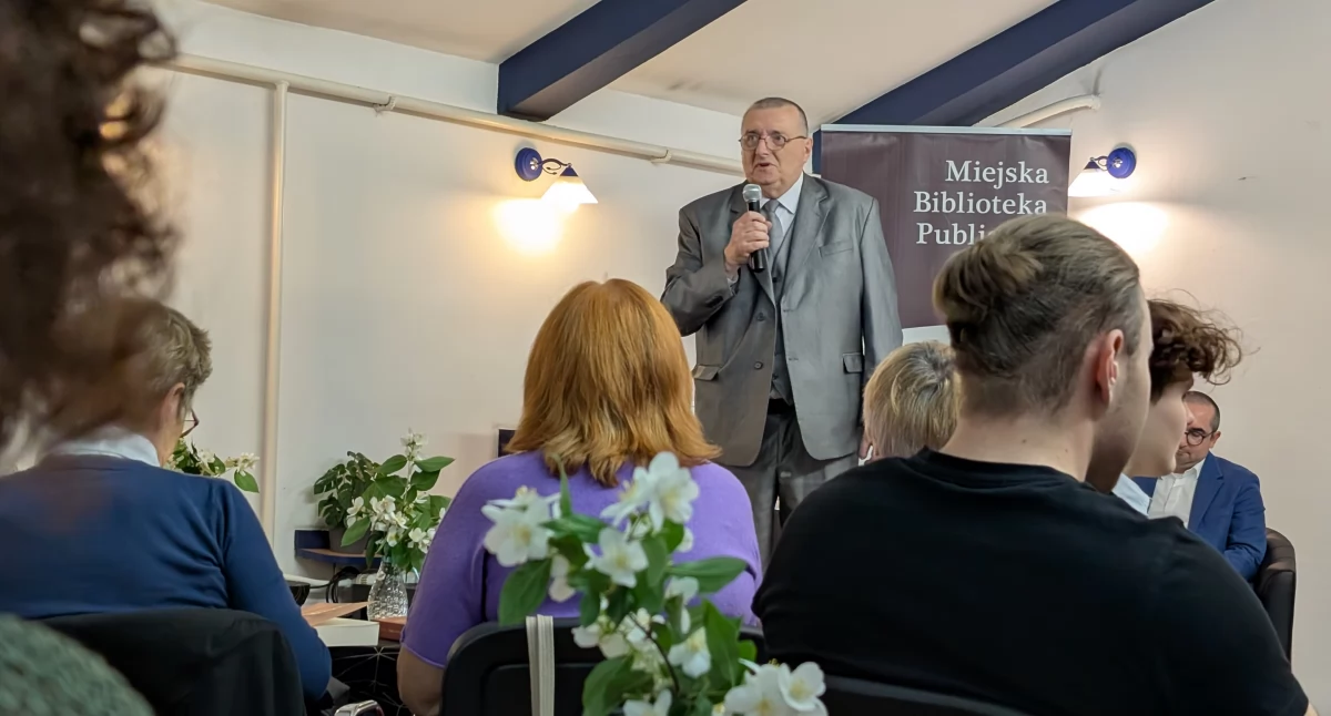 Na zdjęciu: Radomszczanin wydał pięć powieści