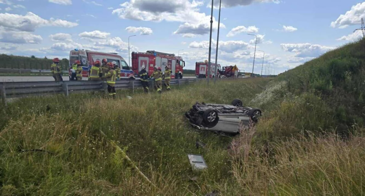 Na zdjęciu: Volkswagenem kierował 69-latek, fot. Raporty Drogowe Autostrada A1