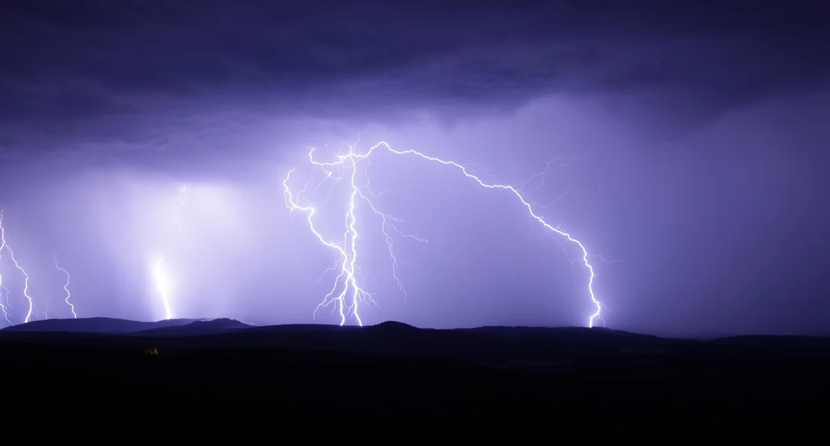 Na zdjęciu: Dzisiaj zapowiadane są groźne burze, fot. Pixabay/Ilustracyjne