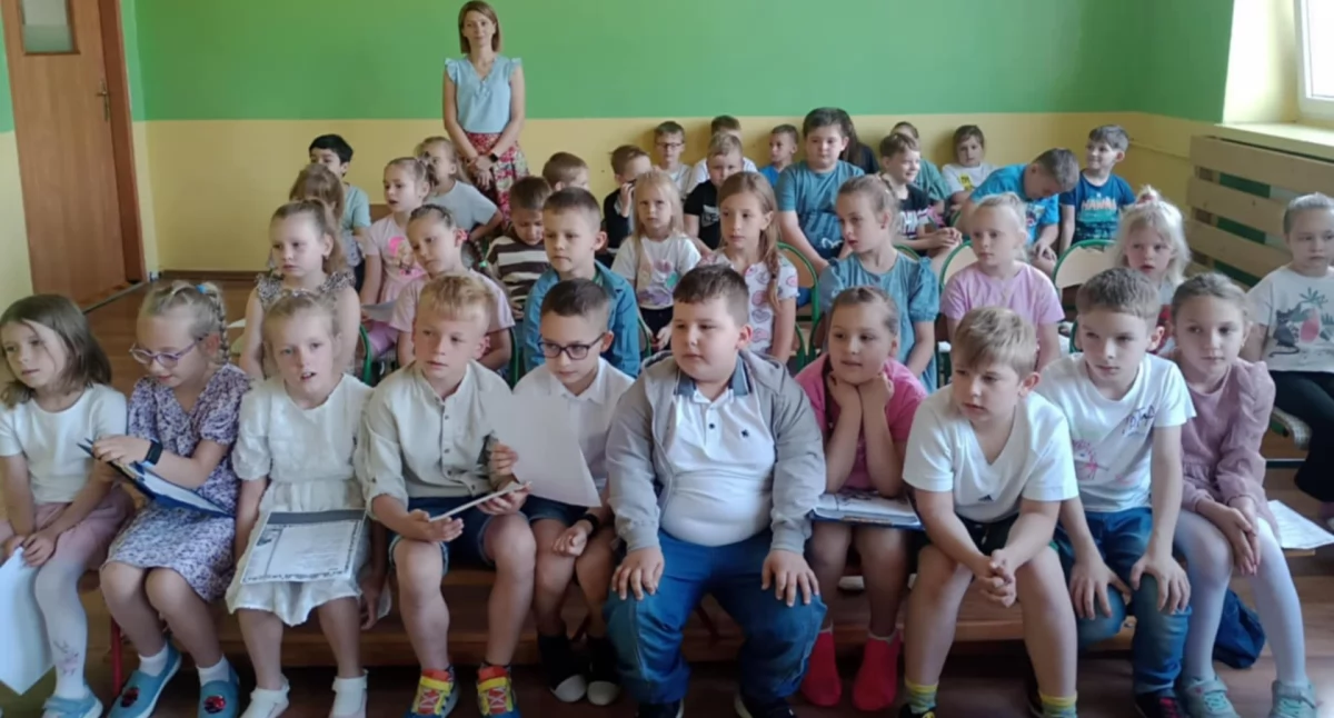 Na zdjęciu: Pierwszoklasiści startowali w konkursie, fot. Facebook/PSP nr 2