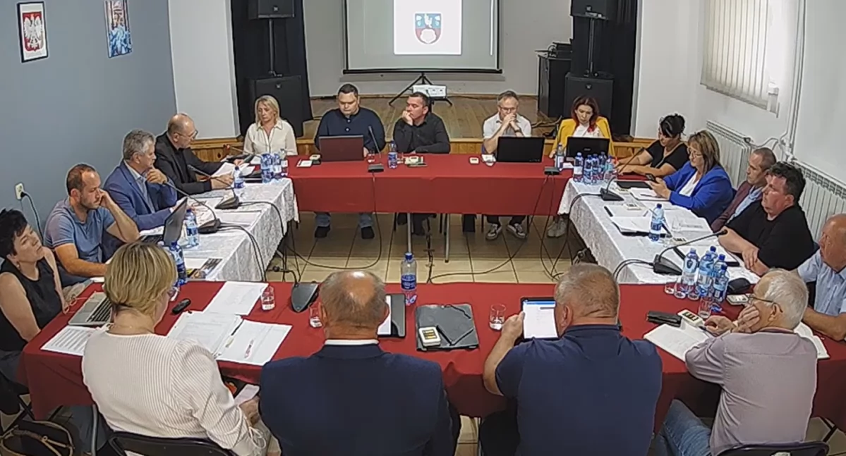 Na zdjęciu: XV Sesja Rady Gminy w Gidlach w dniu 25 czerwca w Sali Kameralnej Gminnego Ośrodka Kultury w Gidlach, fot. Biuletyn Informacji Publicznej