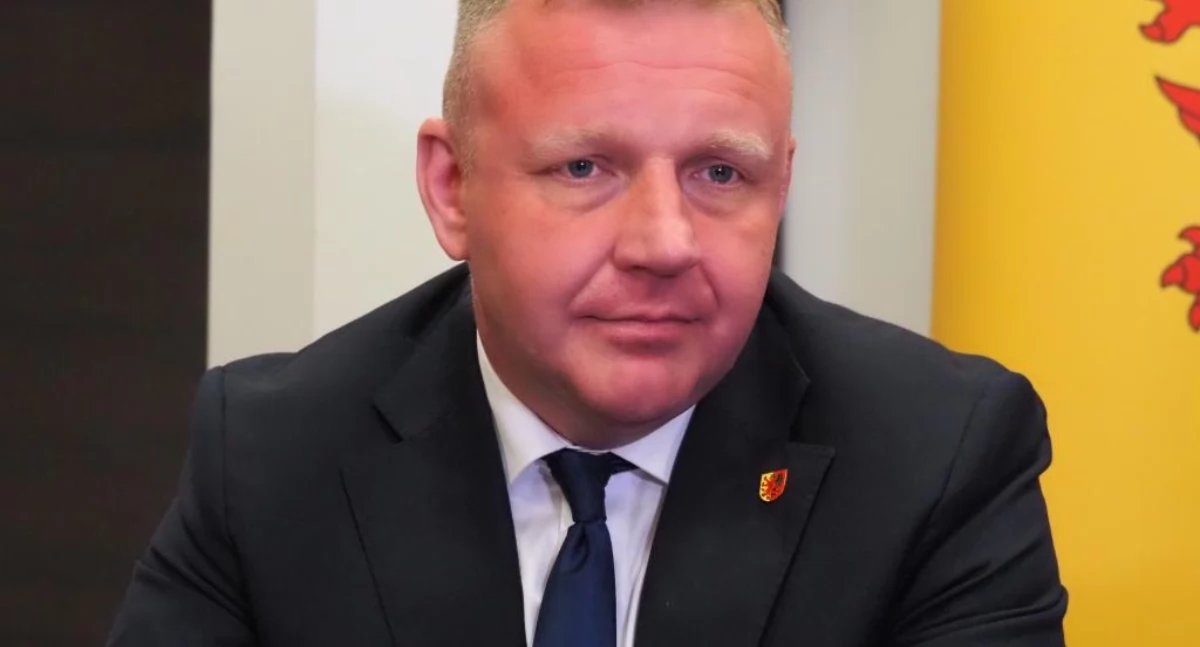 Na zdjęciu: Starosta Łukasz Więcek