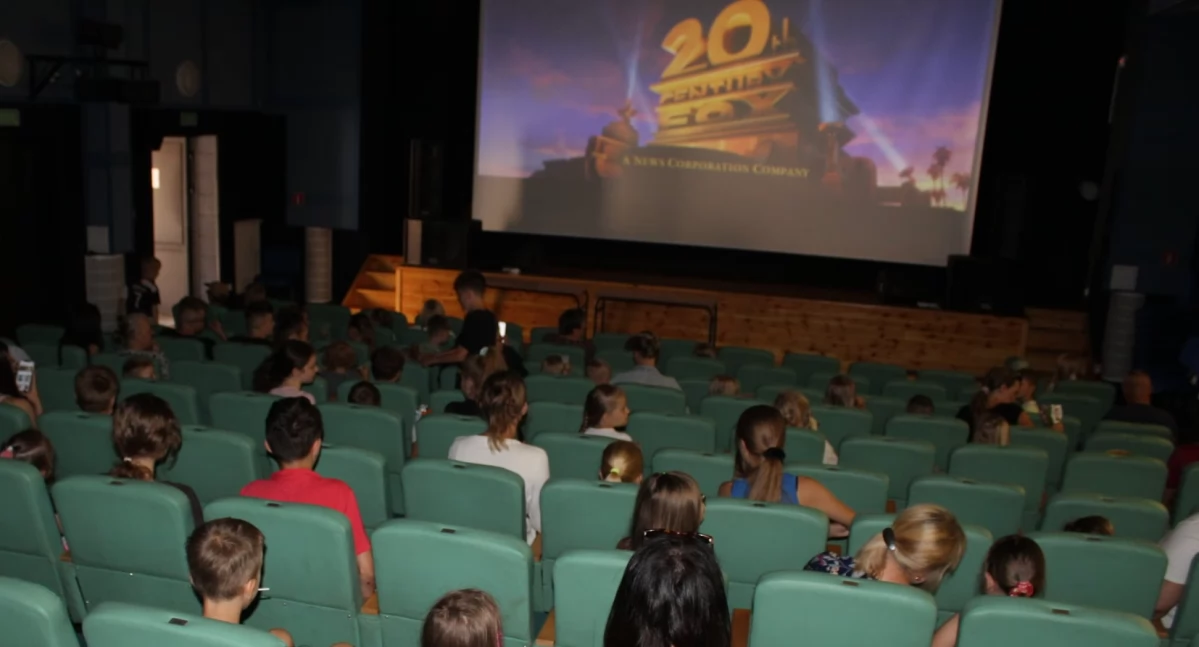 Na zdjęciu: sala kinowa w Przedborzu ma szansę znów wypełnić się miłośnikami dobrych filmów fot. Miejski Dom Kultury Przedbórz