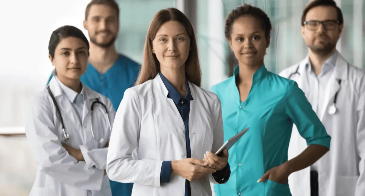 Na zdjęciu: Lekarze, fot. Facebook/Szpital Powiatowy w Radomsku