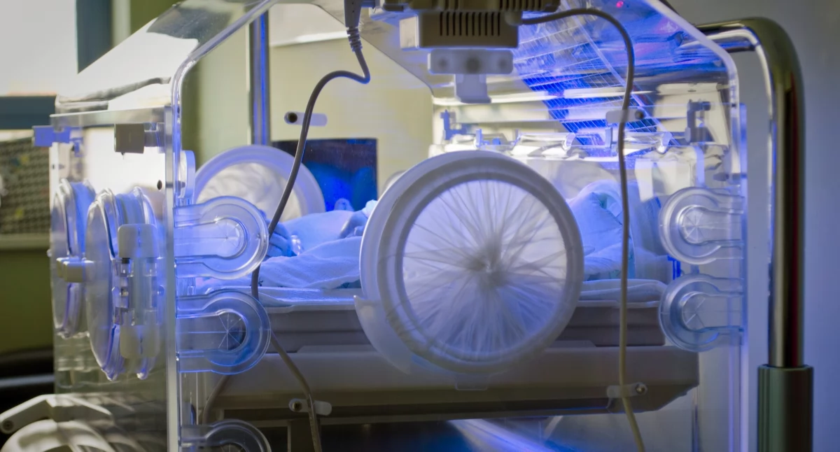 Na zdjęciu: Inkubator, fot. Facebook/ Szpital Powiatowy w Radomsku.