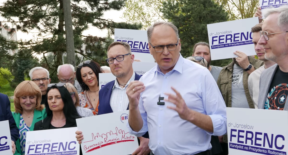 Na zdjęciu prezydent Jarosław Ferenc w kampanii wyborczej, kwiecień 2024