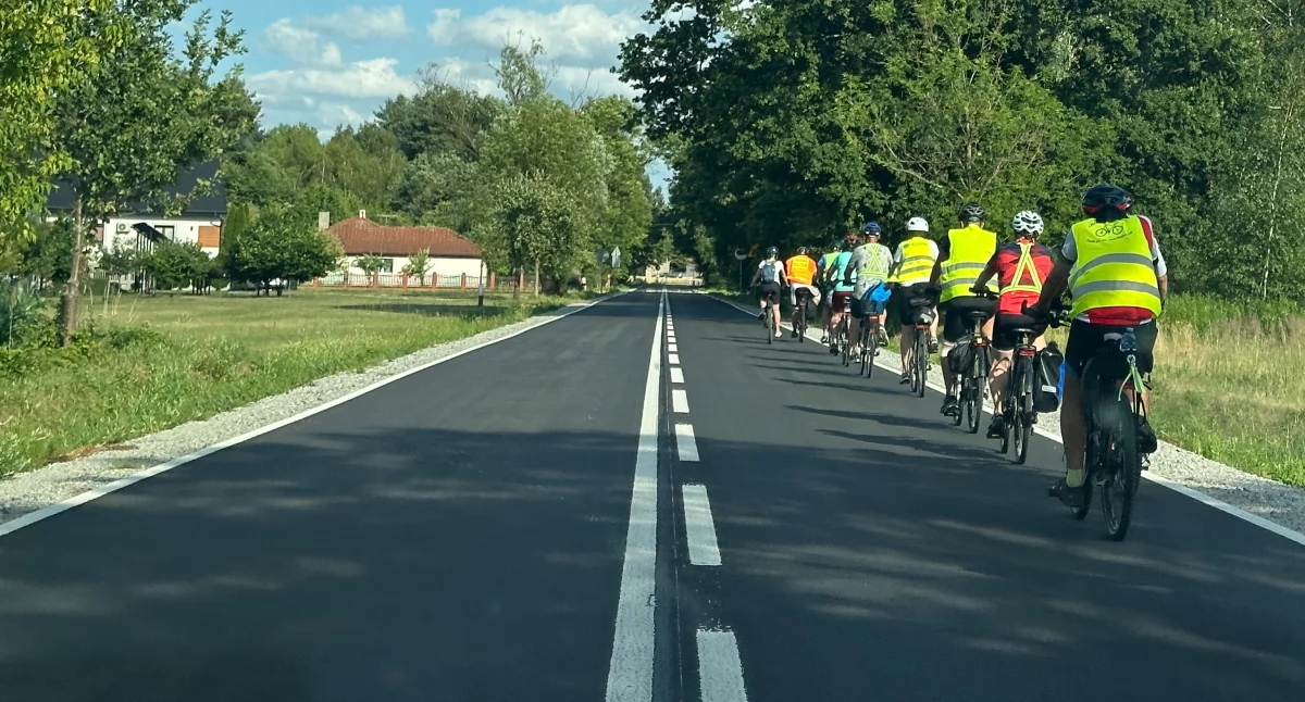 Na zdjęciu: rajdy rowerowe to nie tylko aktywność fizyczna, ale też szansa na integrację mieszkańców