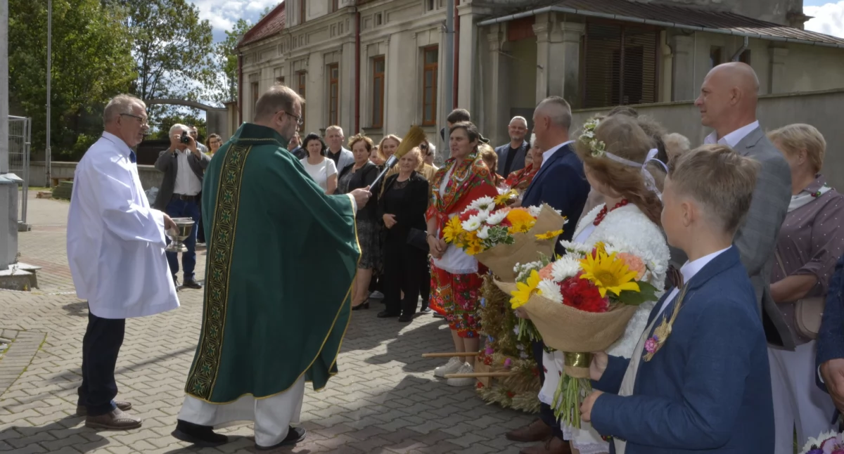 Na zdjęciu: Dożynki w Kamieńsku, fot. Facebook/Powiat Radomszczański