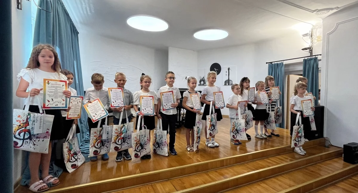 Na zdjęciu: uczniowie szkoły muzycznej także rozpoczęli rok szkolny, fot. Państwowa Szkoła Muzyczna I stopnia im. Grażyny Bacewicz w Radomsku