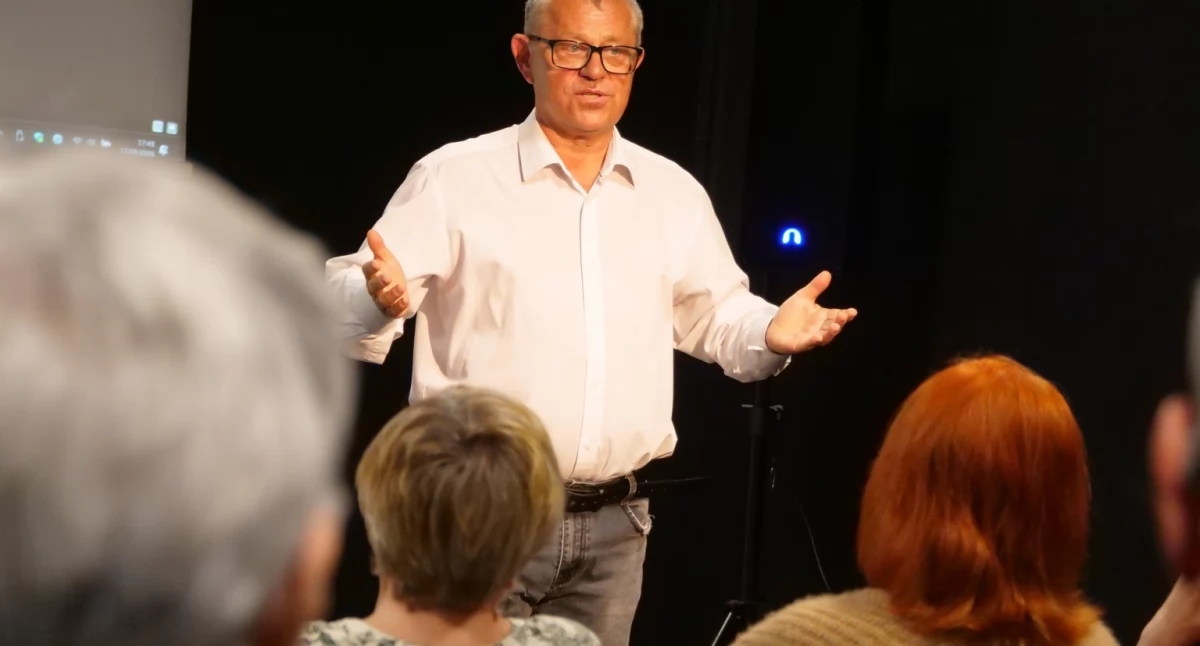Na zdjęciu: Pan Tadeusz czarował publiczność, fot. Facebook/MDK Radomsko