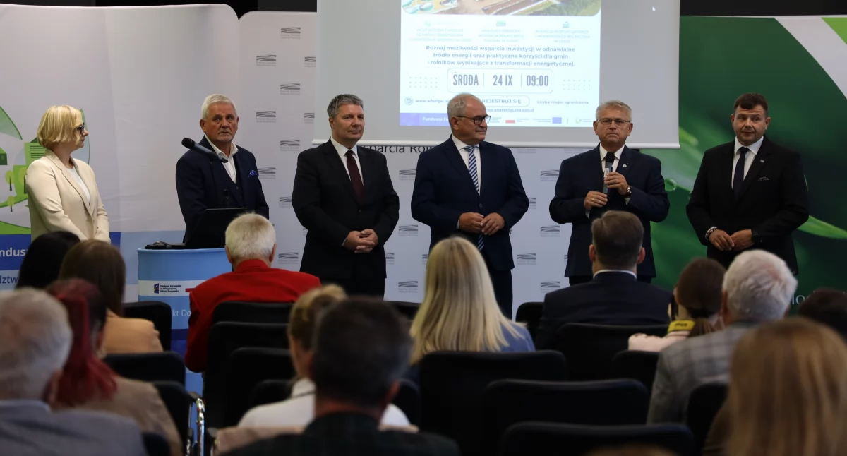 Na zdjęciu: Otwarcie konferencji “OZE dla rolnictwa” 