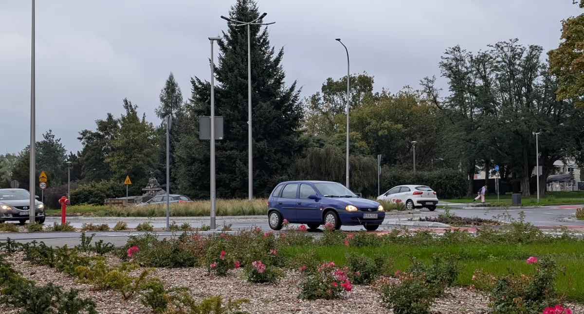 Na zdjęciu: Nowe rondo nazwy jeszcze nie ma