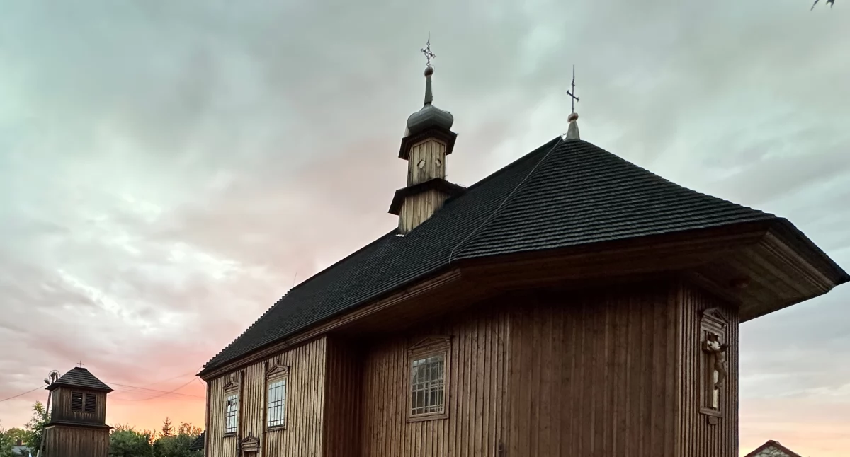 Na zdjęciu: zabytkowy kościół pw. św. Rocha, Stobiecko Miejskie, Radomsko fot: Paweł Aulich