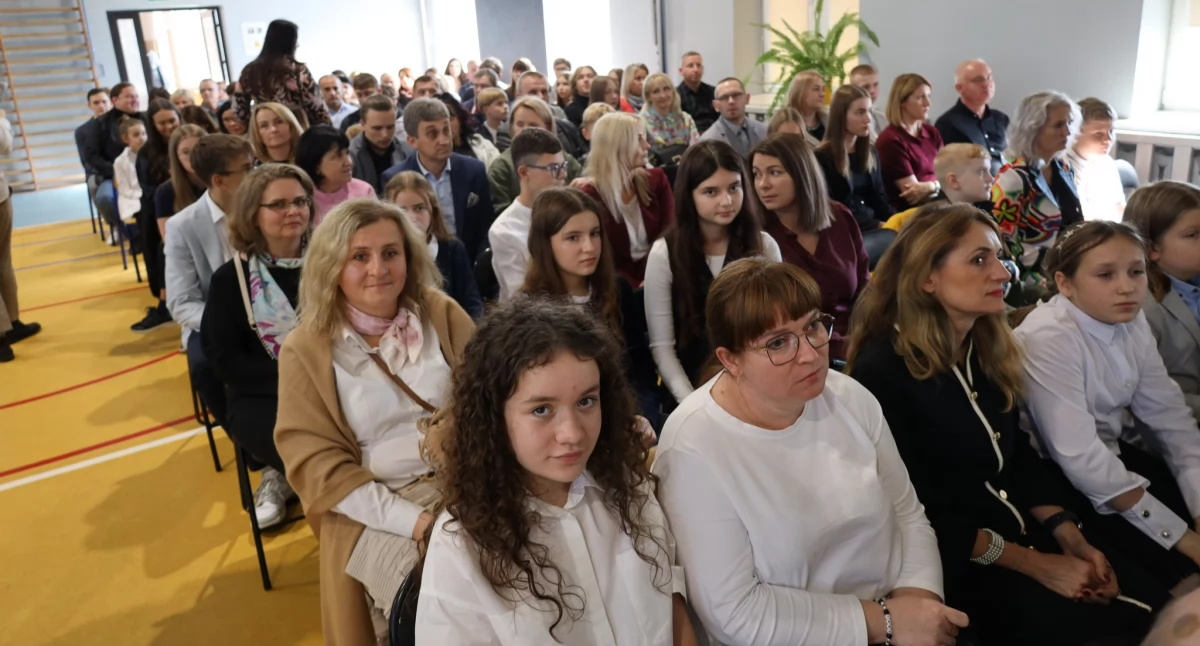 Na zdjęciu: Stypendia przyznano 94 uczniom i uczennicom, fot. Facebook/Radomsko Miasto Otwarte