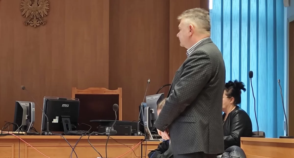 Na zdjęciu: Prezes PGK Zbigniew Rybczyński na rozprawie w sądzie w Radomsku