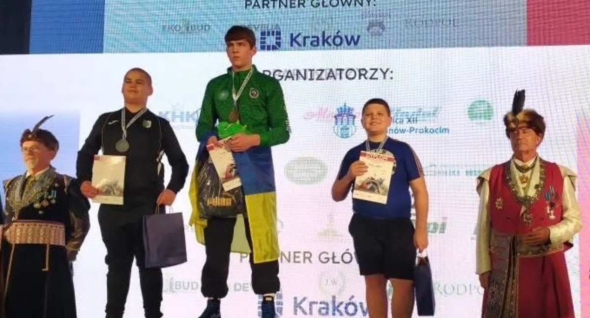 Na zdjęciu: Zawodnicy ZKS-u stawali na podium