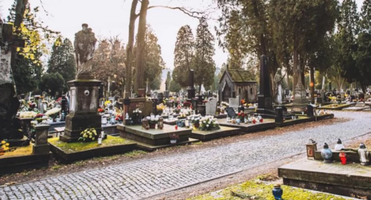 Na zdjęciu Cmentarz Stary w Radomsku