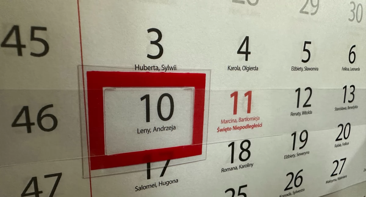 Na zdjęciu: poniedziałek 10 listopada w niektórych urzędach będzie wolne, urzędnicy będą mieć długi weekend