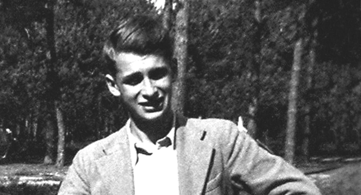 Na zdjęciu: Krzysztof Kamil Baczyński w latach 30., fot. Wikipedia