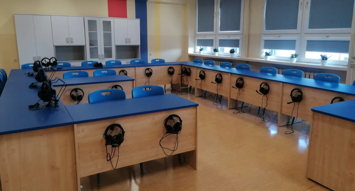 Na zdjęciu: pracownia dydaktyczna w kamieńszczańskiej szkole, fot. Wydział Mediów, Kancelaria Marszałka; Urząd Marszałkowski Województwa Łódzkiego