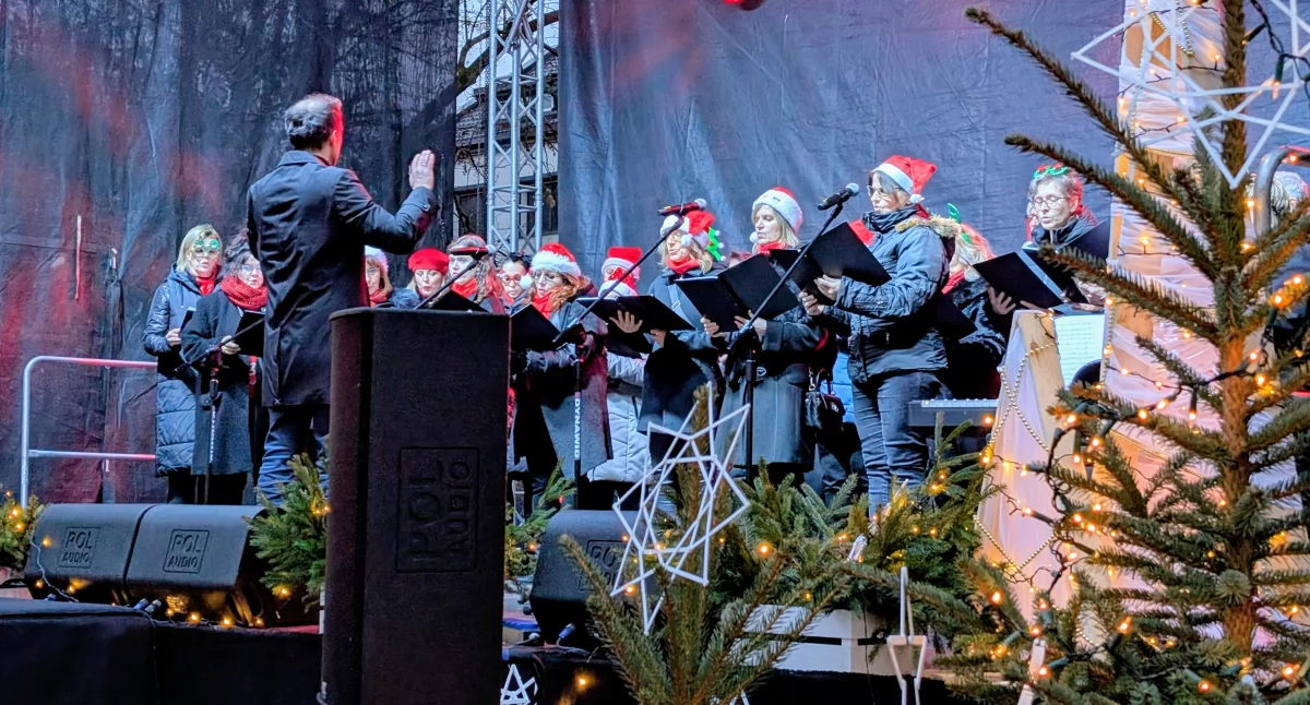 Na zdjęciu: Chóry już wystąpiły