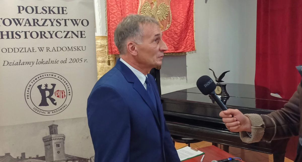 Na zdjęciu: Grzegorz Mieczyński podczas  promocji IV tomu, grudzień 2024