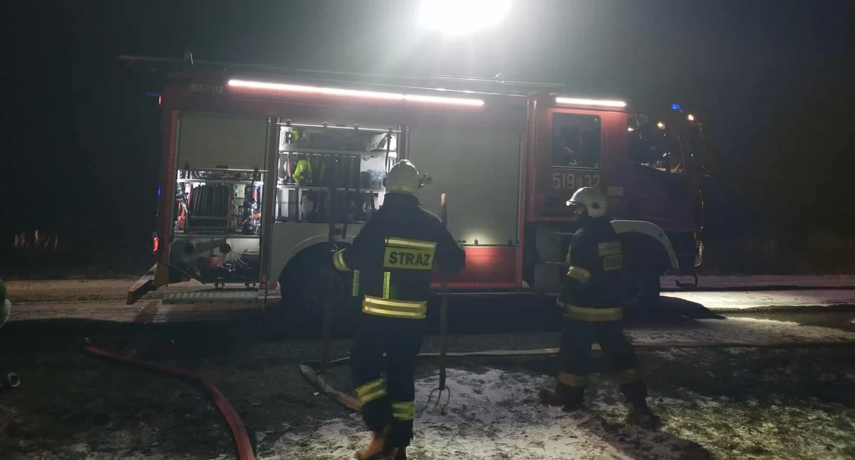 Na zdjęciu: Do akcji gaśniczej wysłano trzy zastępy, fot. Facebook/OSP Wielgomłyny